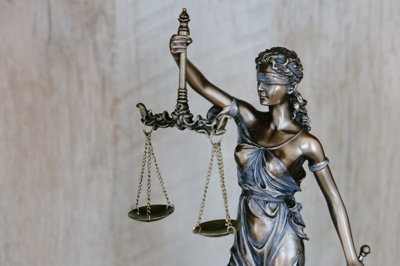 Legal community — Purpose